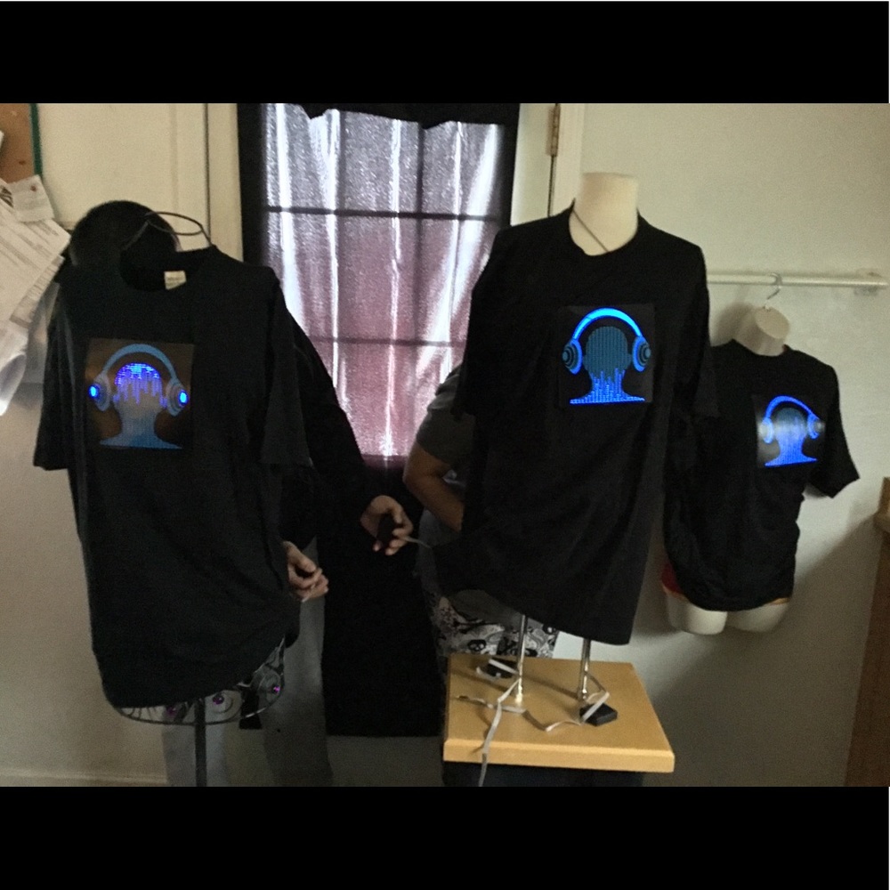 80’s New TakeFUNN🌈 Tees light up, Rubix Cube bag+ - Picture 7 of 8